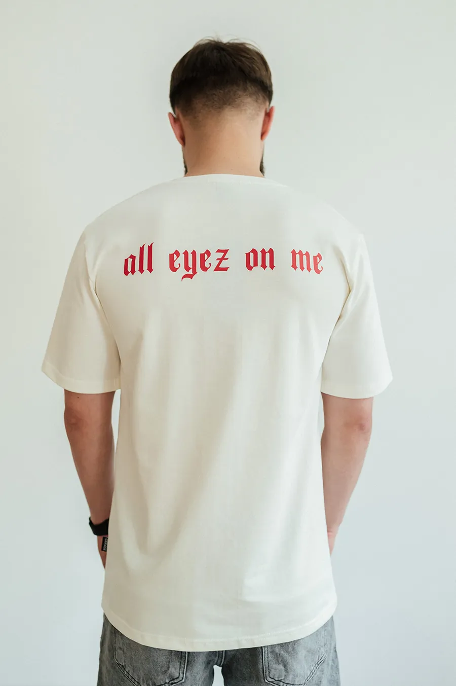 Футболка GARAGE all eyez on me принт спина, око перед Молочний