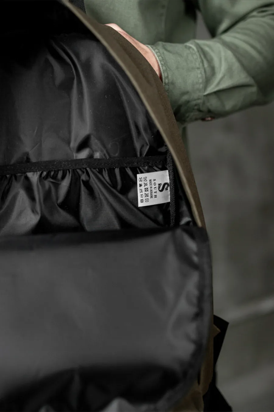South City backpack, khaki color