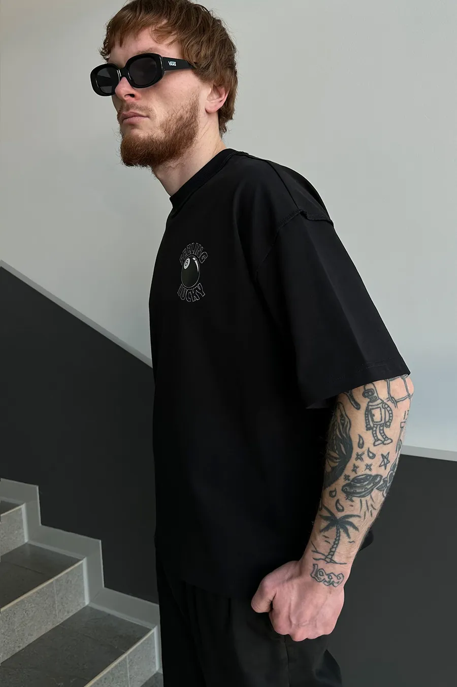 Футболка GARAGE BOXY з відкритими швами принт LUCKY Чорний