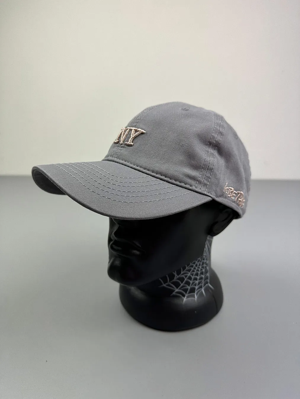 Basebol Noname Golden Logo Ny Gray