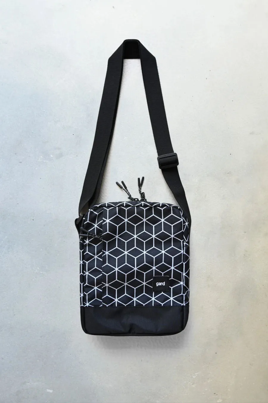 Messenger Gard Bag over the shoulder Copyleator | Geometrik Print 3/22 Black