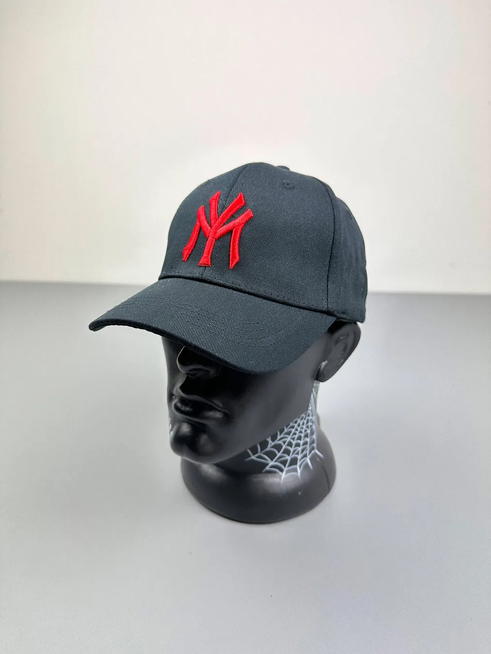 Noname Basebol red logo ny black