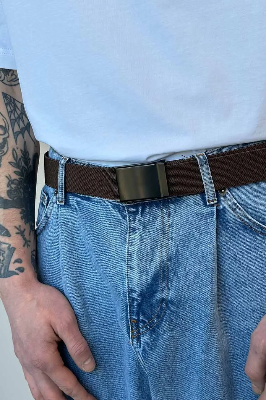 Garage belt rubber with a metal buckle brown