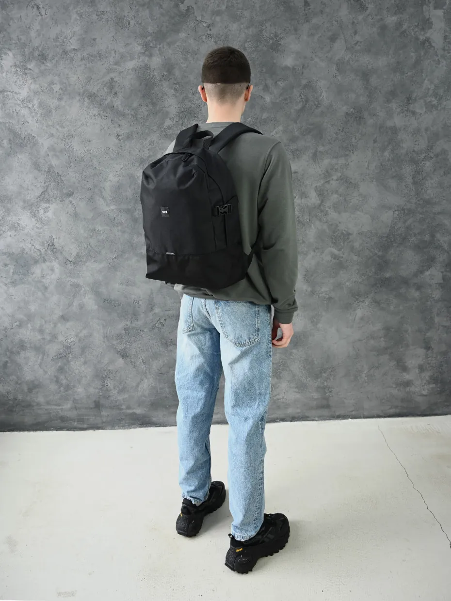 Gard Dot Backpack | 2/23 black