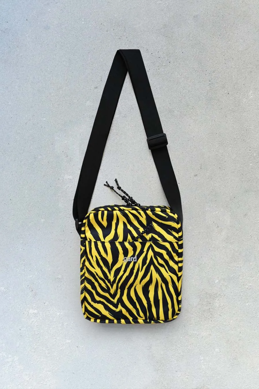 Messenger Gard Messenger Mini-4 | Yellow Tiger 3/22 Black