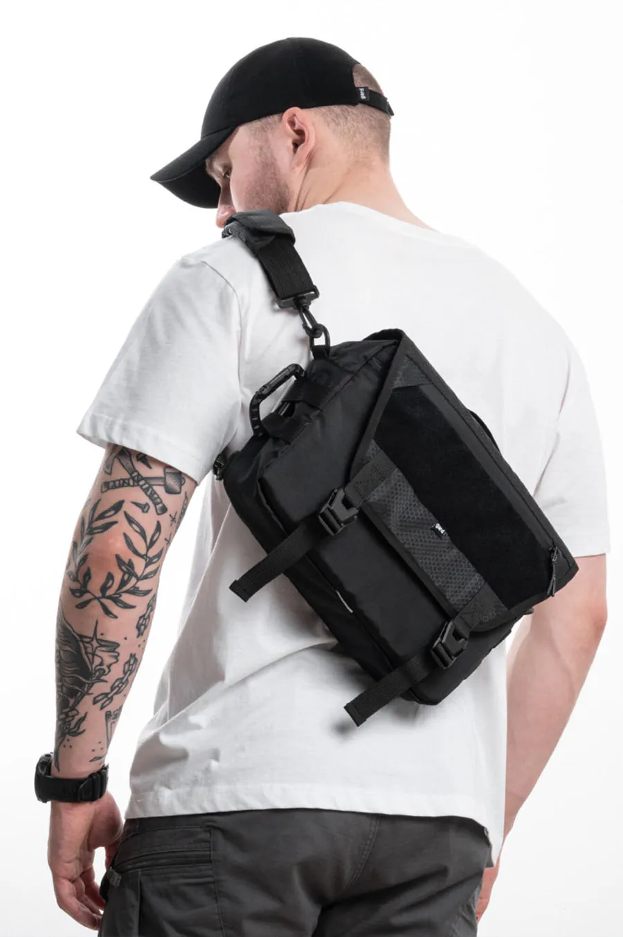 Messenger Gard Fixed Bag | Hundred 2/24 Black