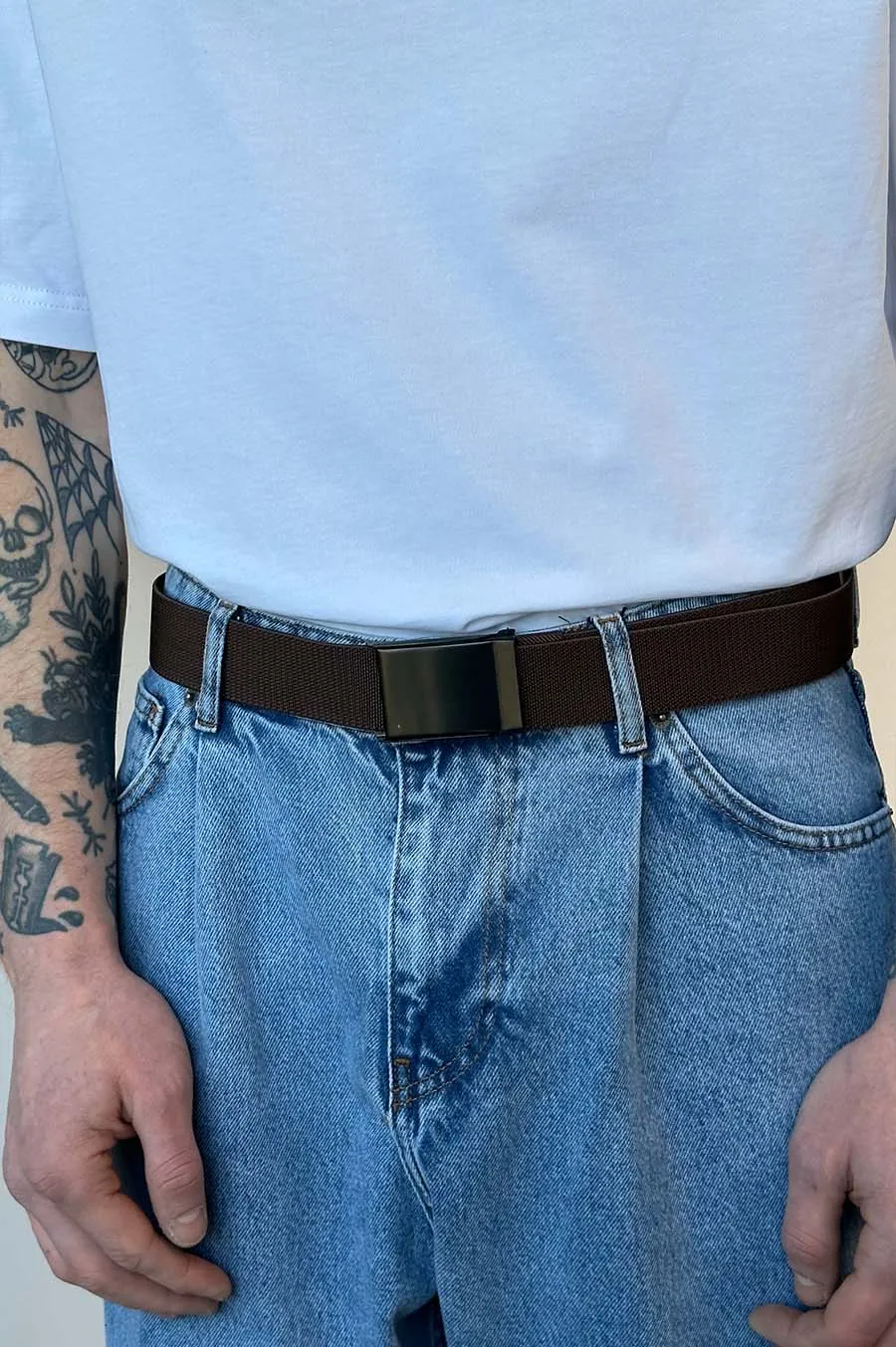 Garage belt rubber with a metal buckle brown
