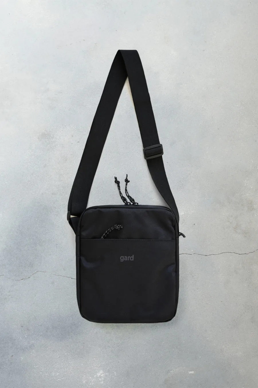 Messenger Gard Messenger Mini-4 | 1/22 Black