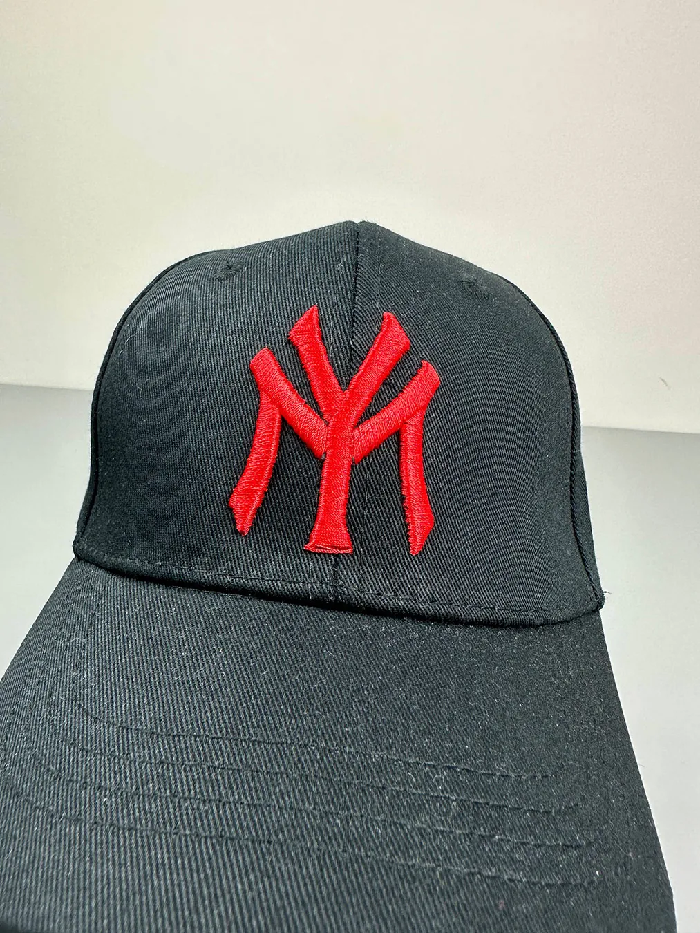 Noname Basebol red logo ny black