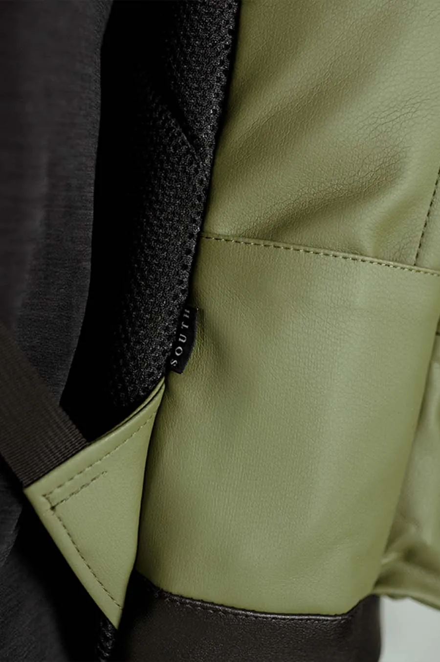 Рюкзак SOUTH Classic khaki  шкіра Хакі