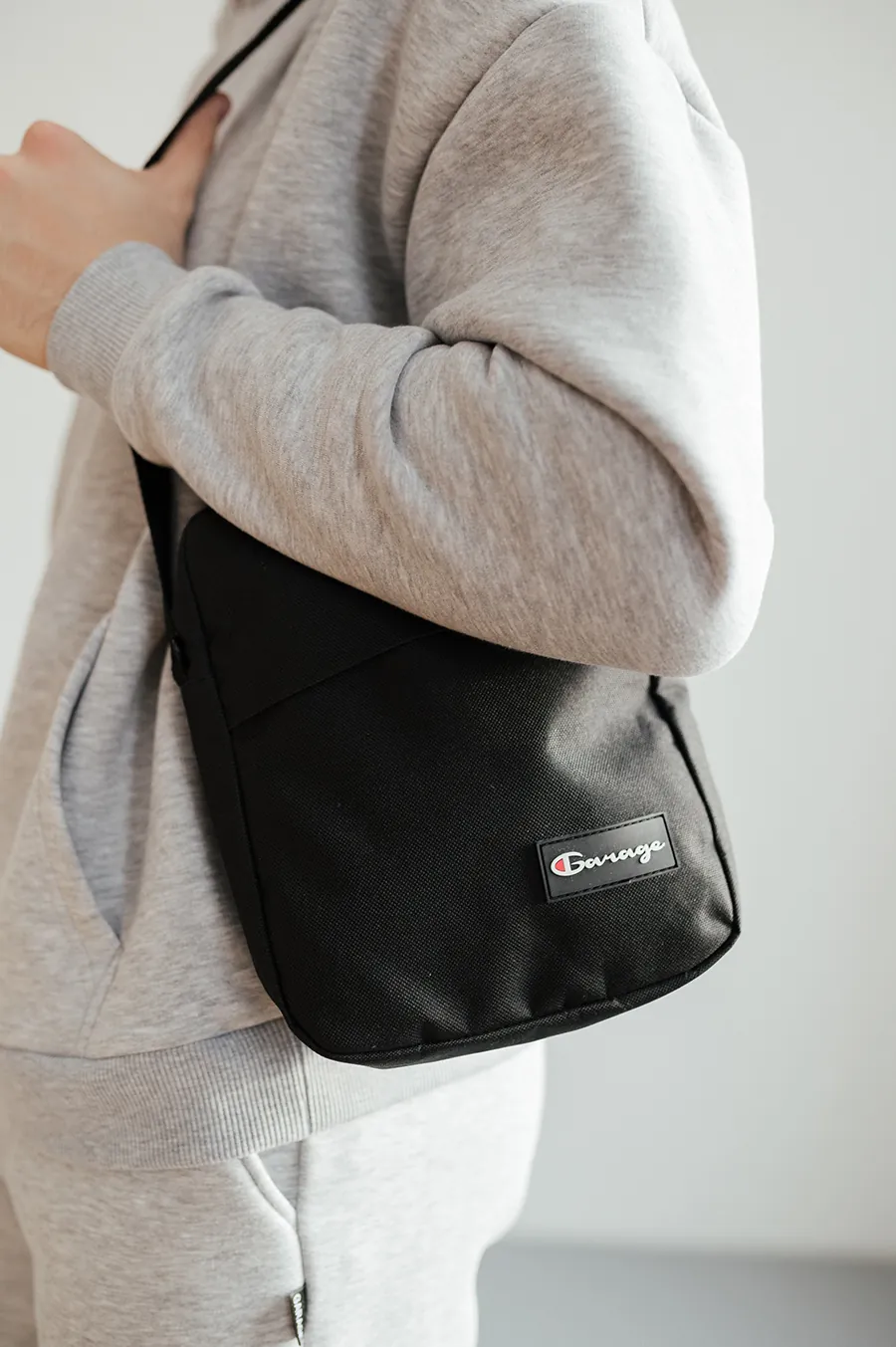 Мессенджер GARAGE Blck Champ Чорний