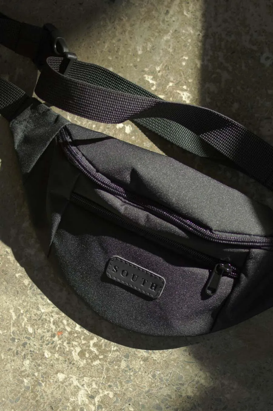 Belt bag SOUTH Classic black Black