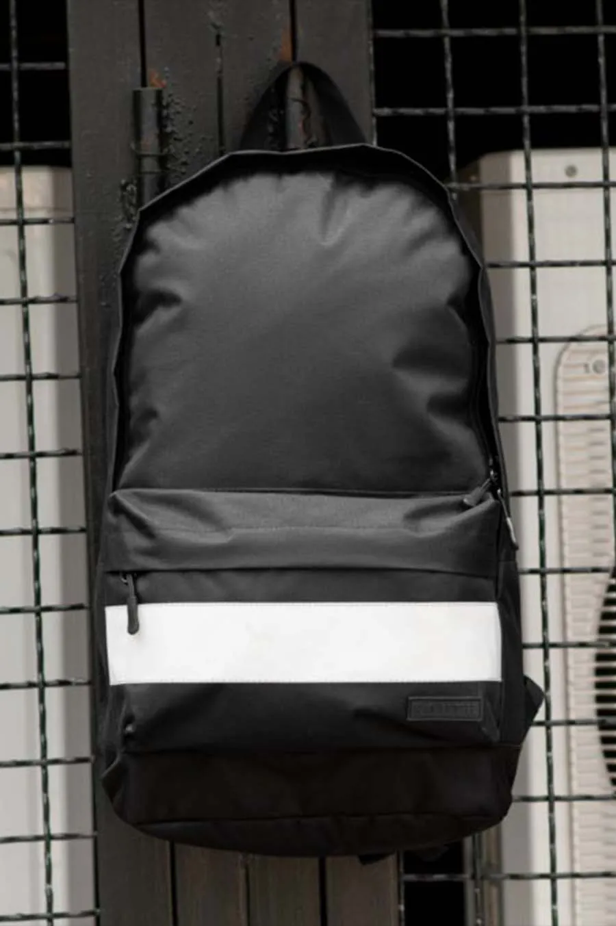 Рюкзак SOUTH Classic black reflective Чорний