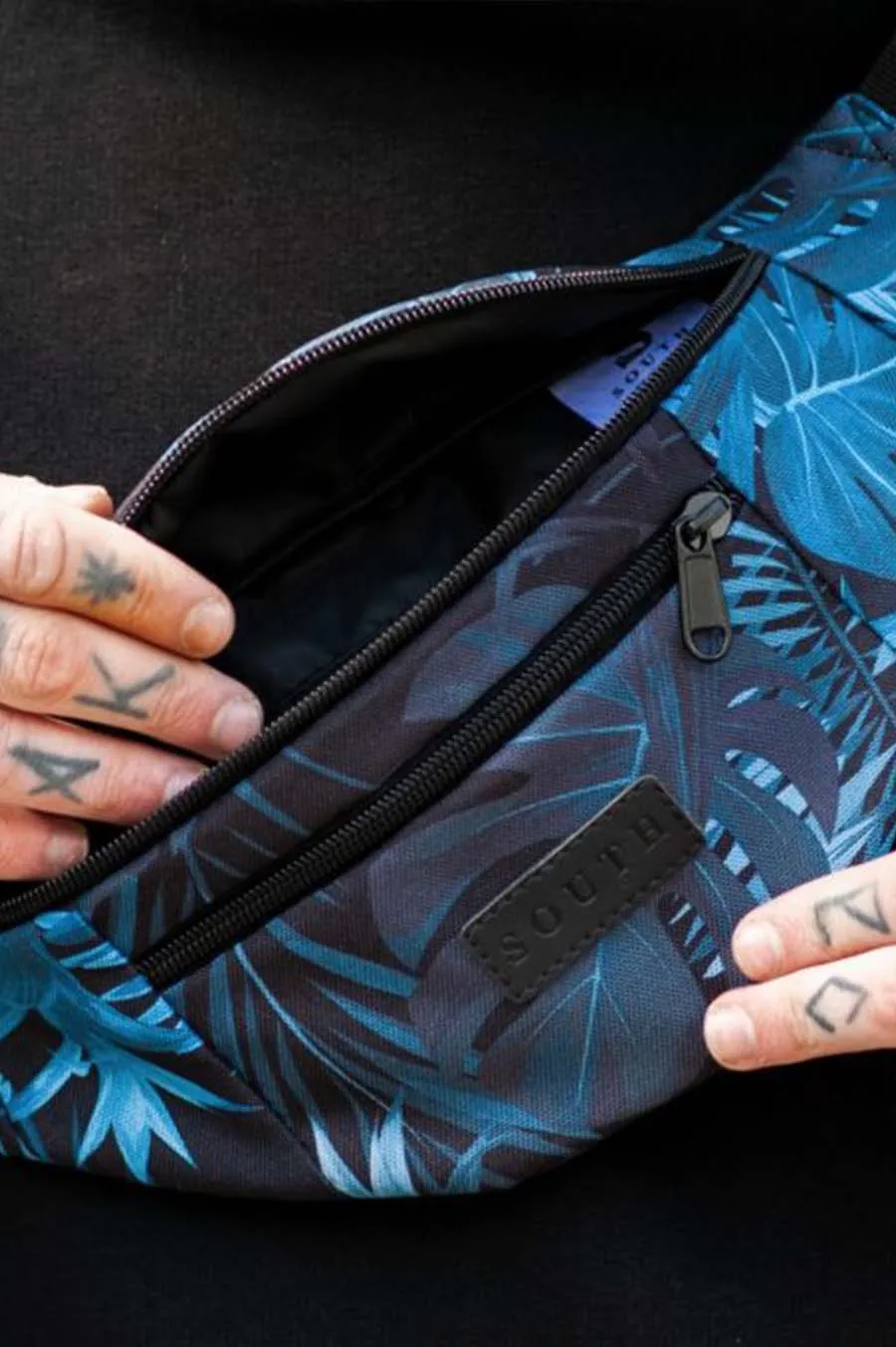 Belt bag SOUTH leaves Blue