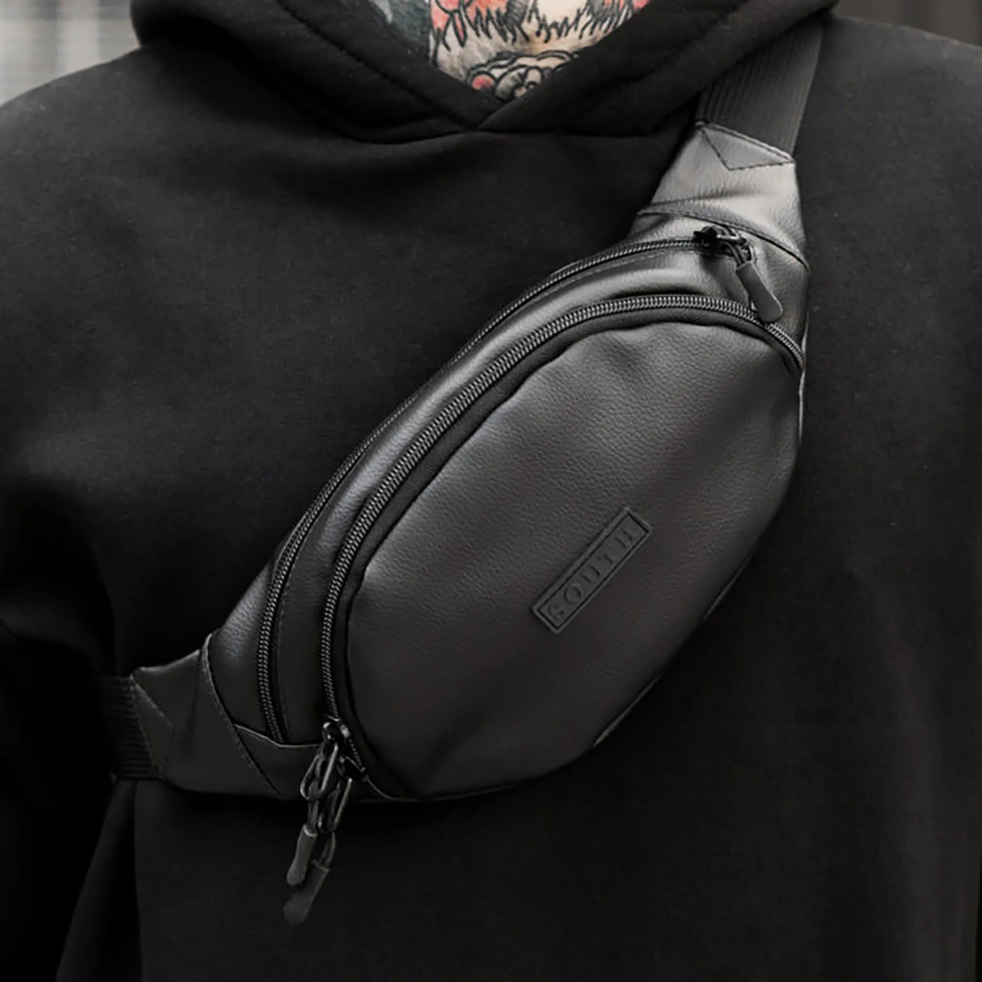 Сумка поясна SOUTH city black  Чорний