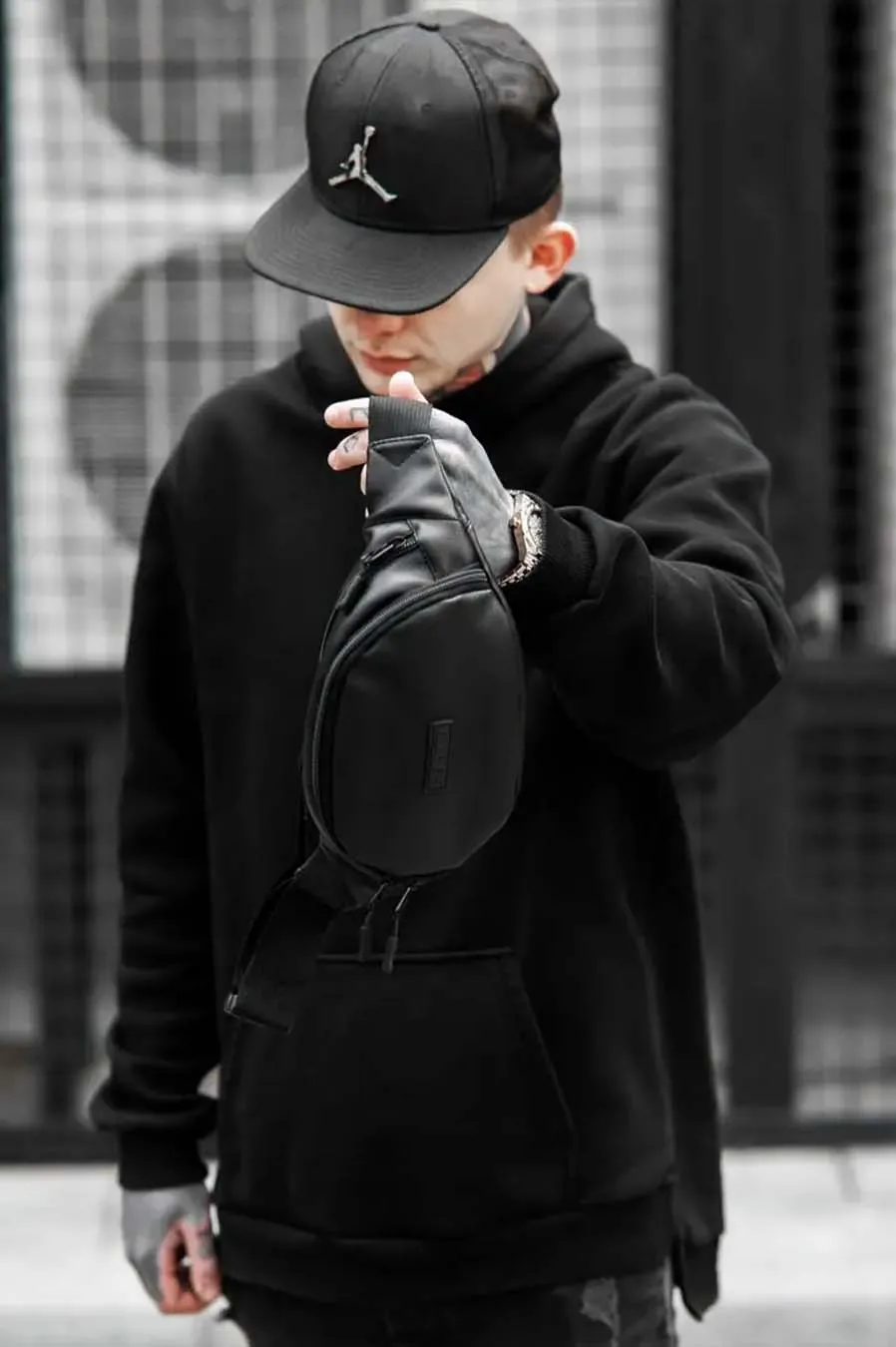 Сумка поясна SOUTH city black  Чорний