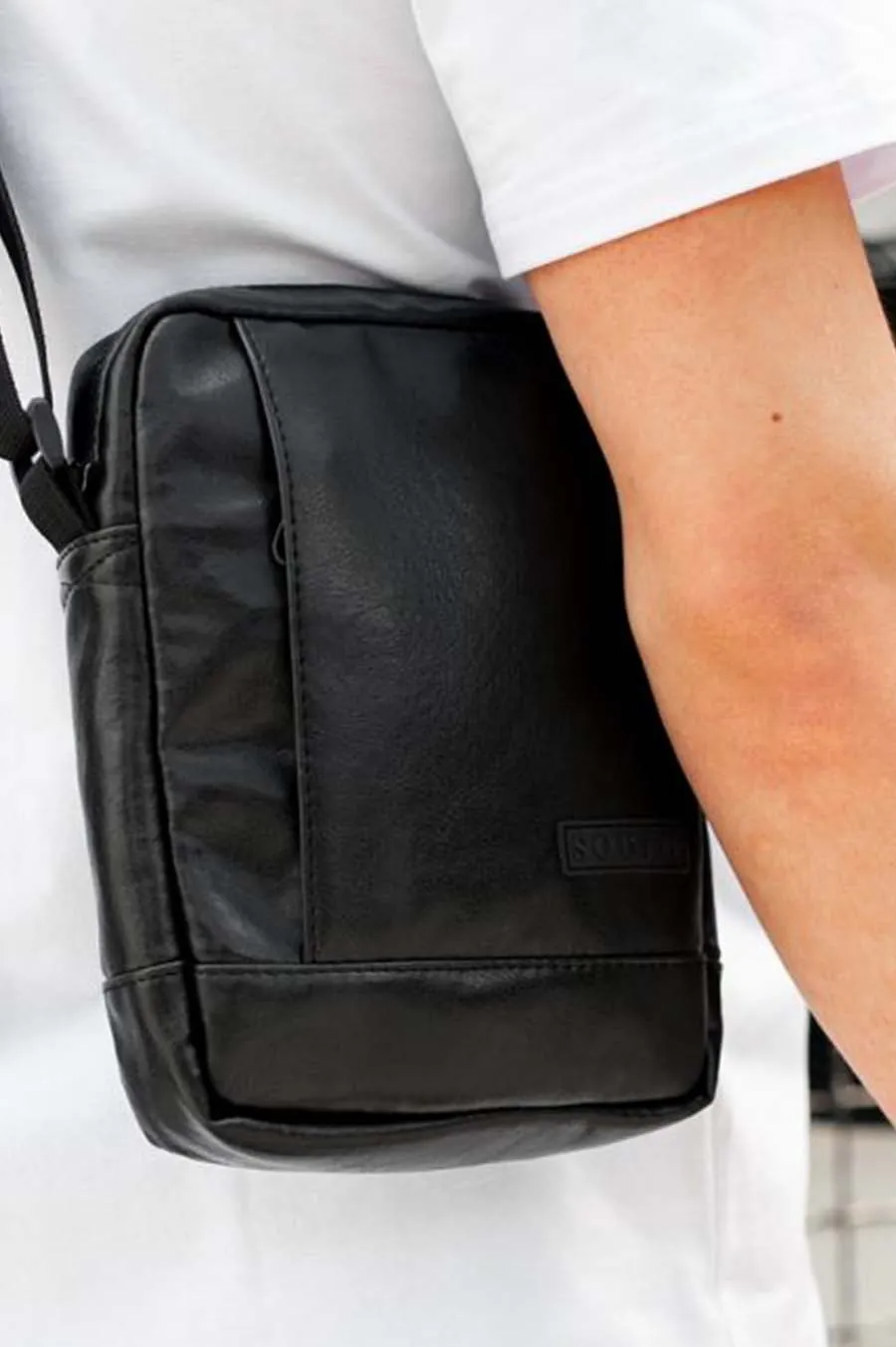 Messenger SOUTH South Soft Black leather Black