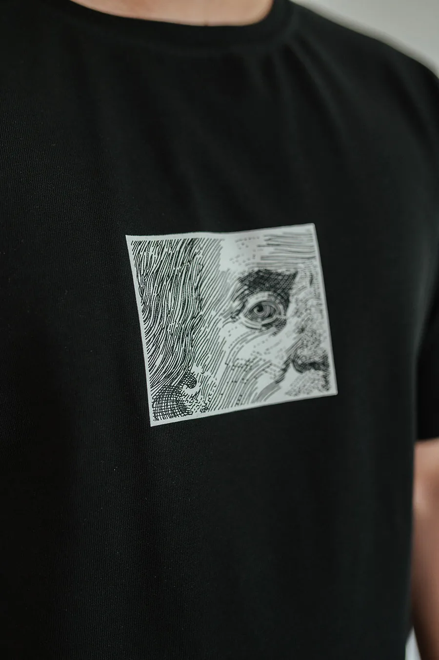 Футболка GARAGE all eyez on me принт спина, око перед Чорний