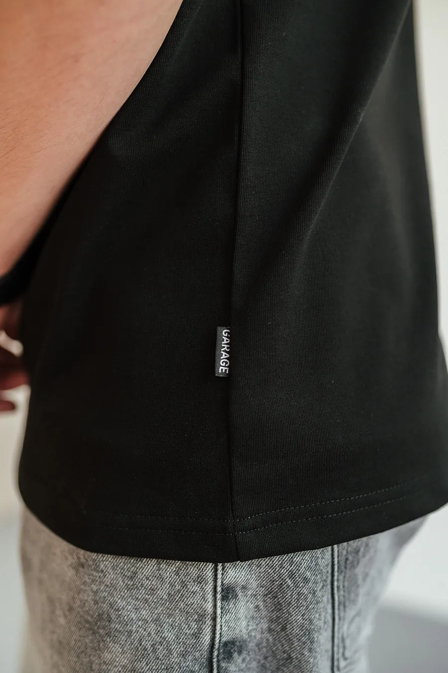 Футболка GARAGE all eyez on me принт спина, око перед Чорний