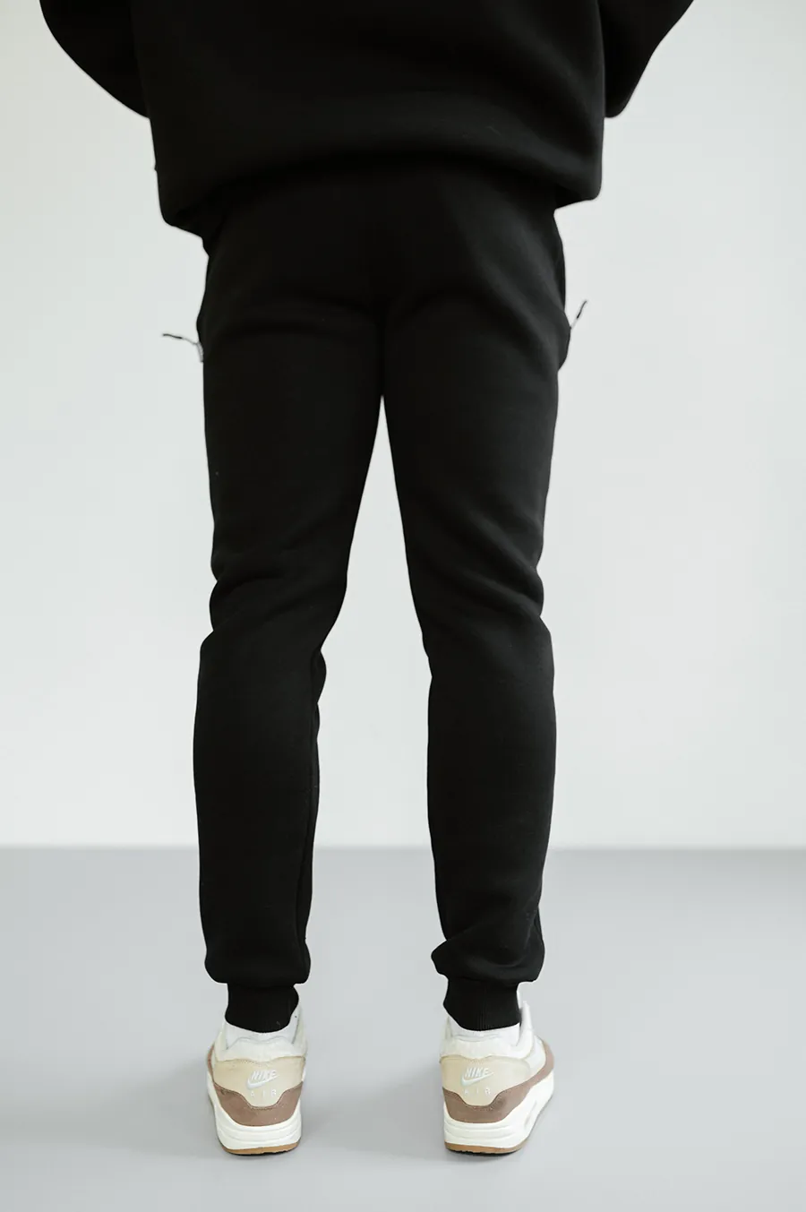 Sports pants GARAGE basic jogger Winter pocket lock with nachos Black