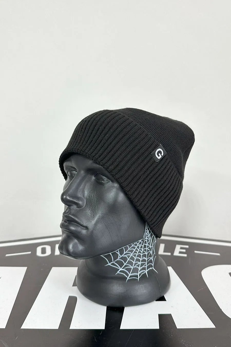 Cap GARAGE Nord 60 with a lapel of 4 blades Black