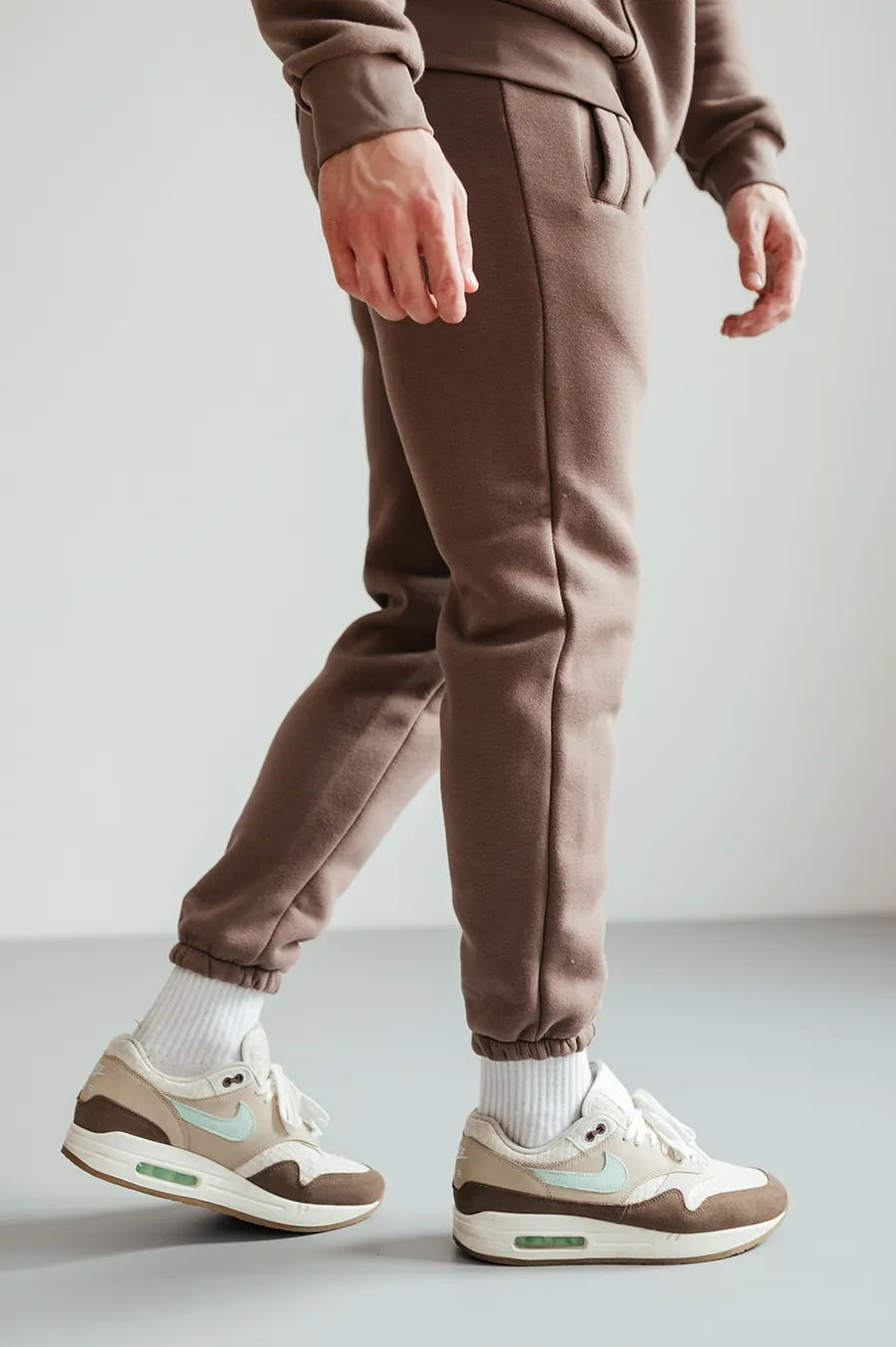 Pants GARAGE basic wholesale Brown
