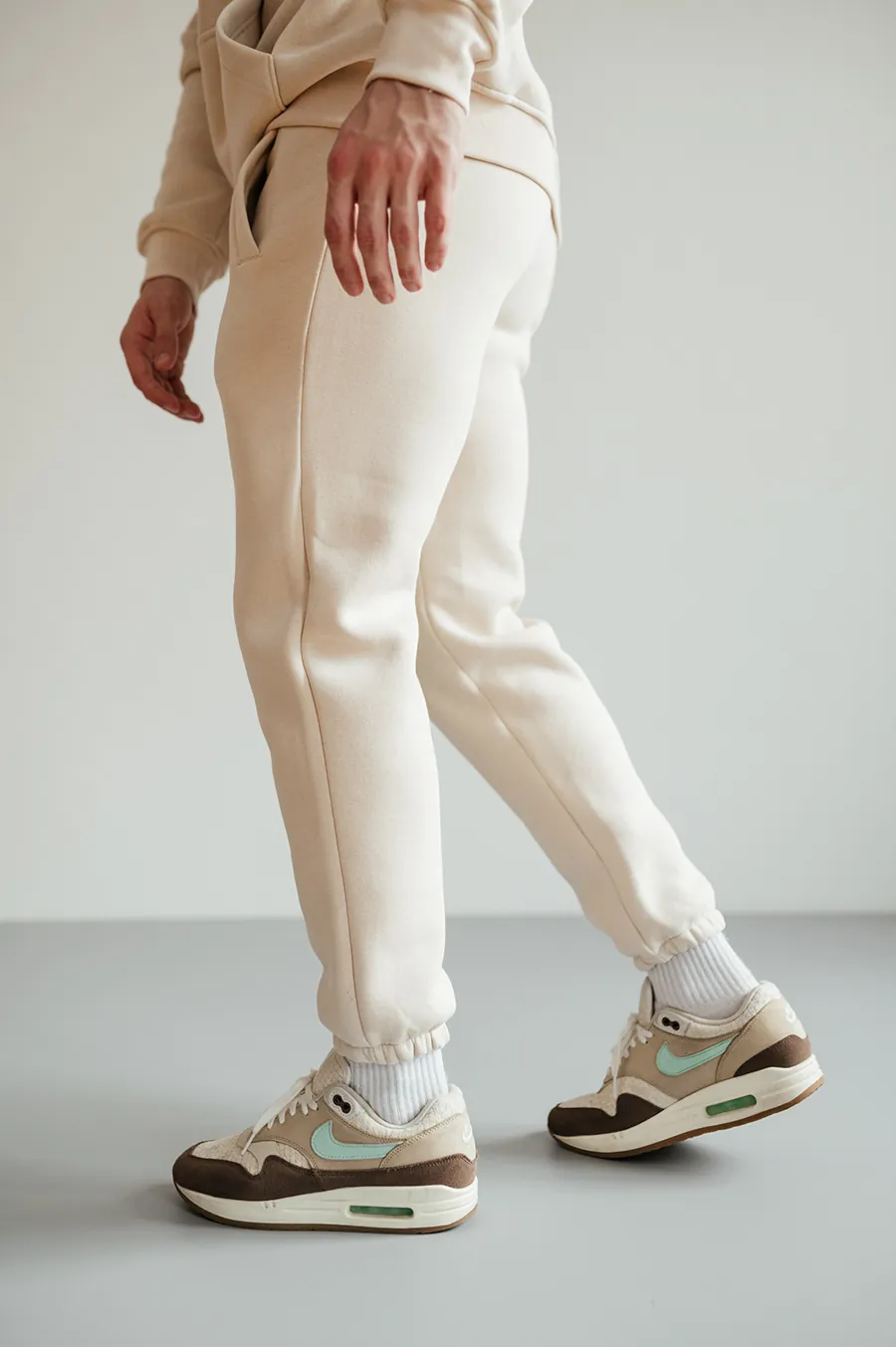 Pants GARAGE basic wholesale Milk