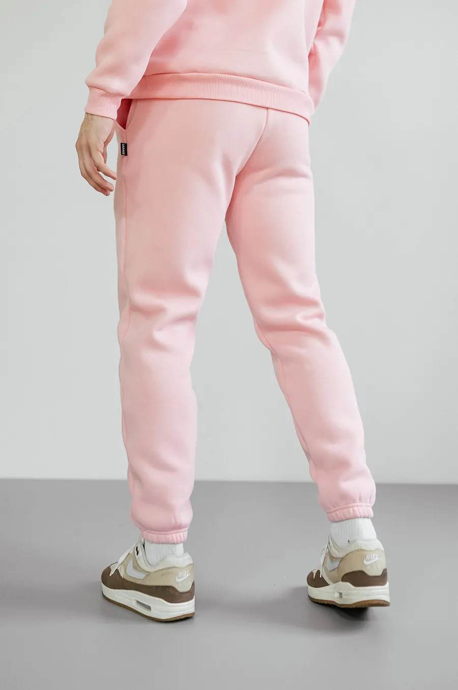 Sports pants GARAGE Oversize Essentials Style Basic with nachos Saint Pink