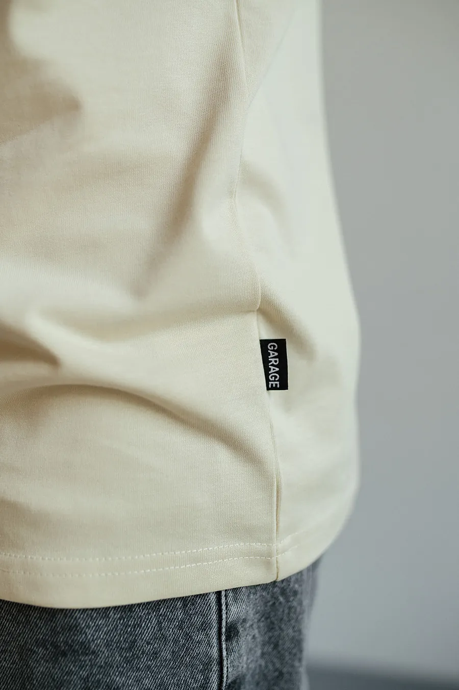 Футболка GARAGE all eyez on me принт спина, око перед Бежевий