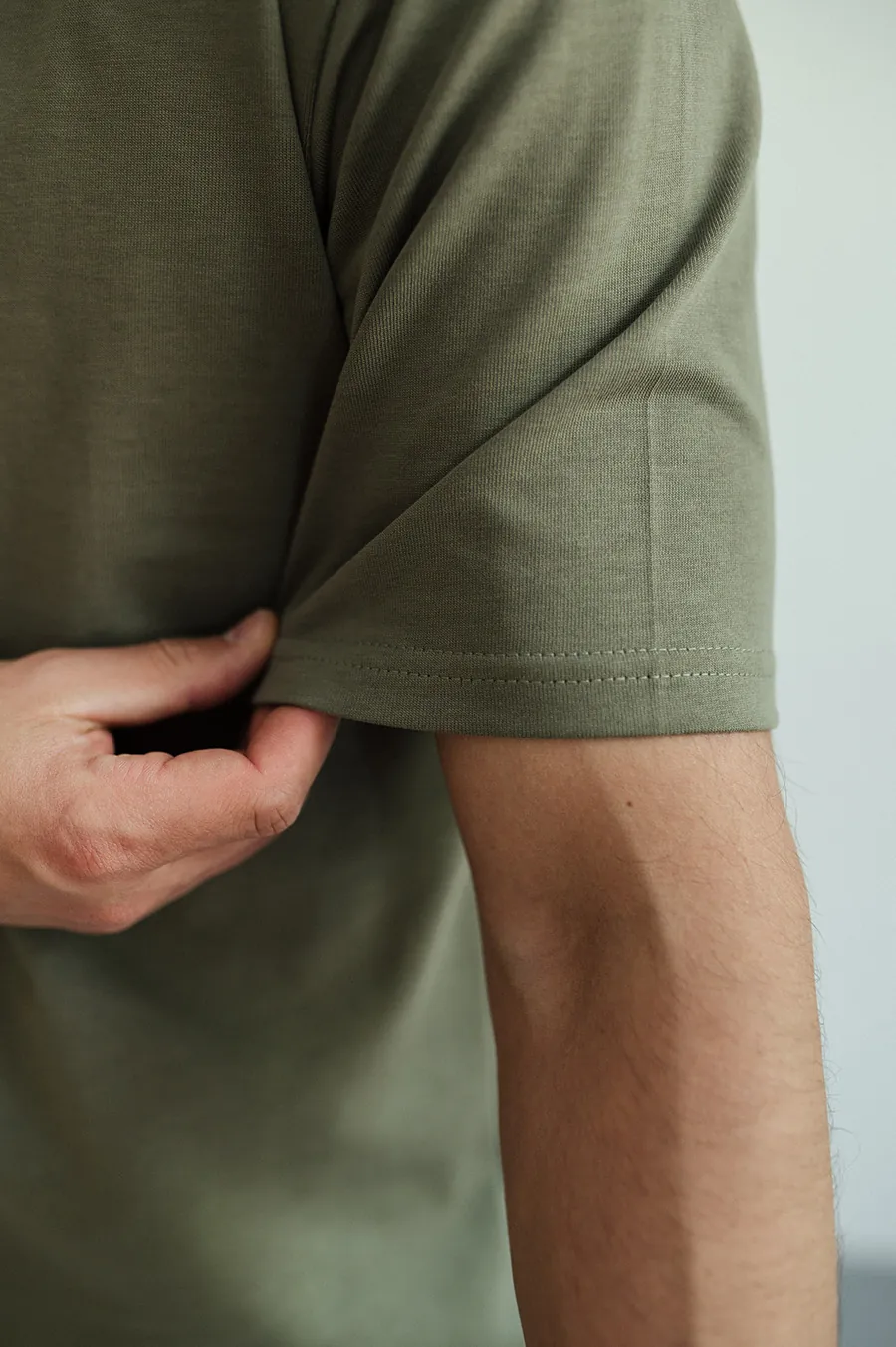 Футболка GARAGE Franklin shoes принт спина Св.Хакі