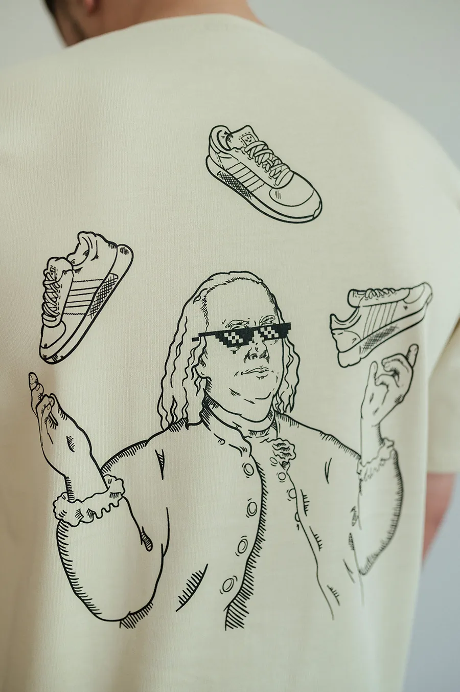 Футболка GARAGE Franklin shoes принт спина Бежевий