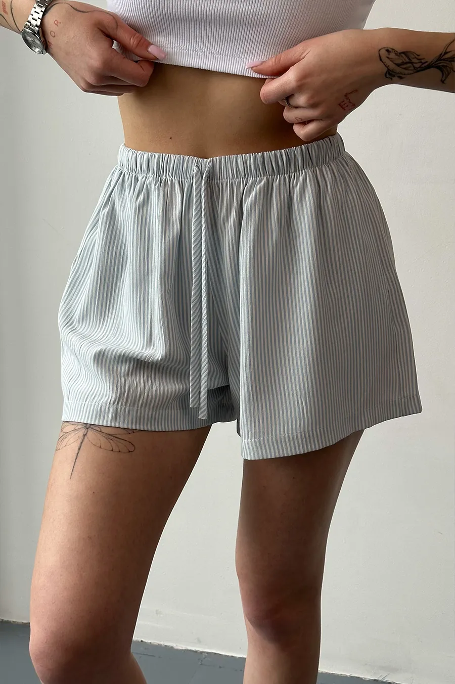 Shorts GARAGE Made of linen fabric Blue