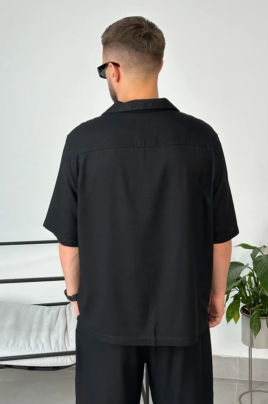 GARAGE shirt with turn-down collar Black