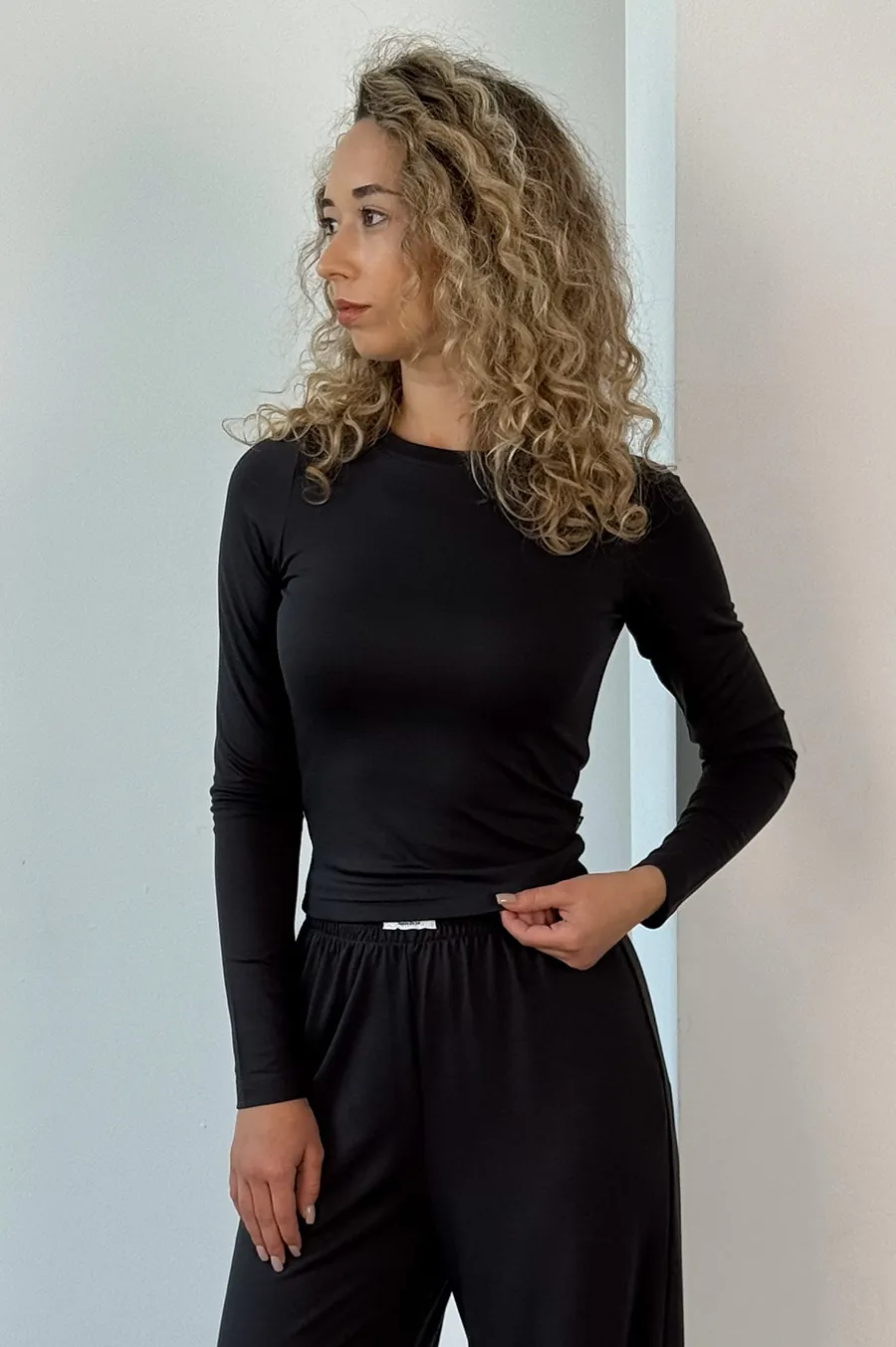 Top GARAGE long sleeve elongated Black