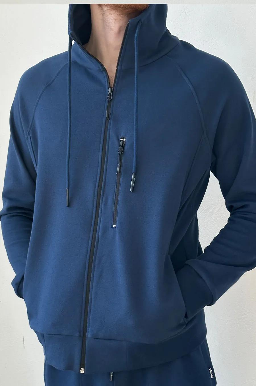 GARAGE zipp hoodie with a zippered pocket T. Siniiy