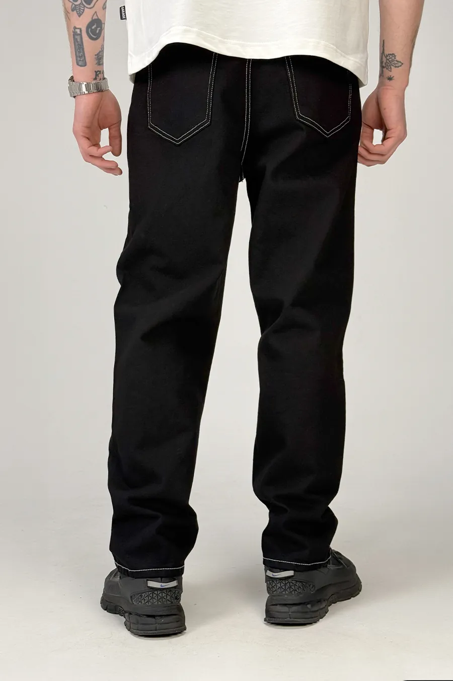 GARAGE Baggy jeans with Lego embroidery Black