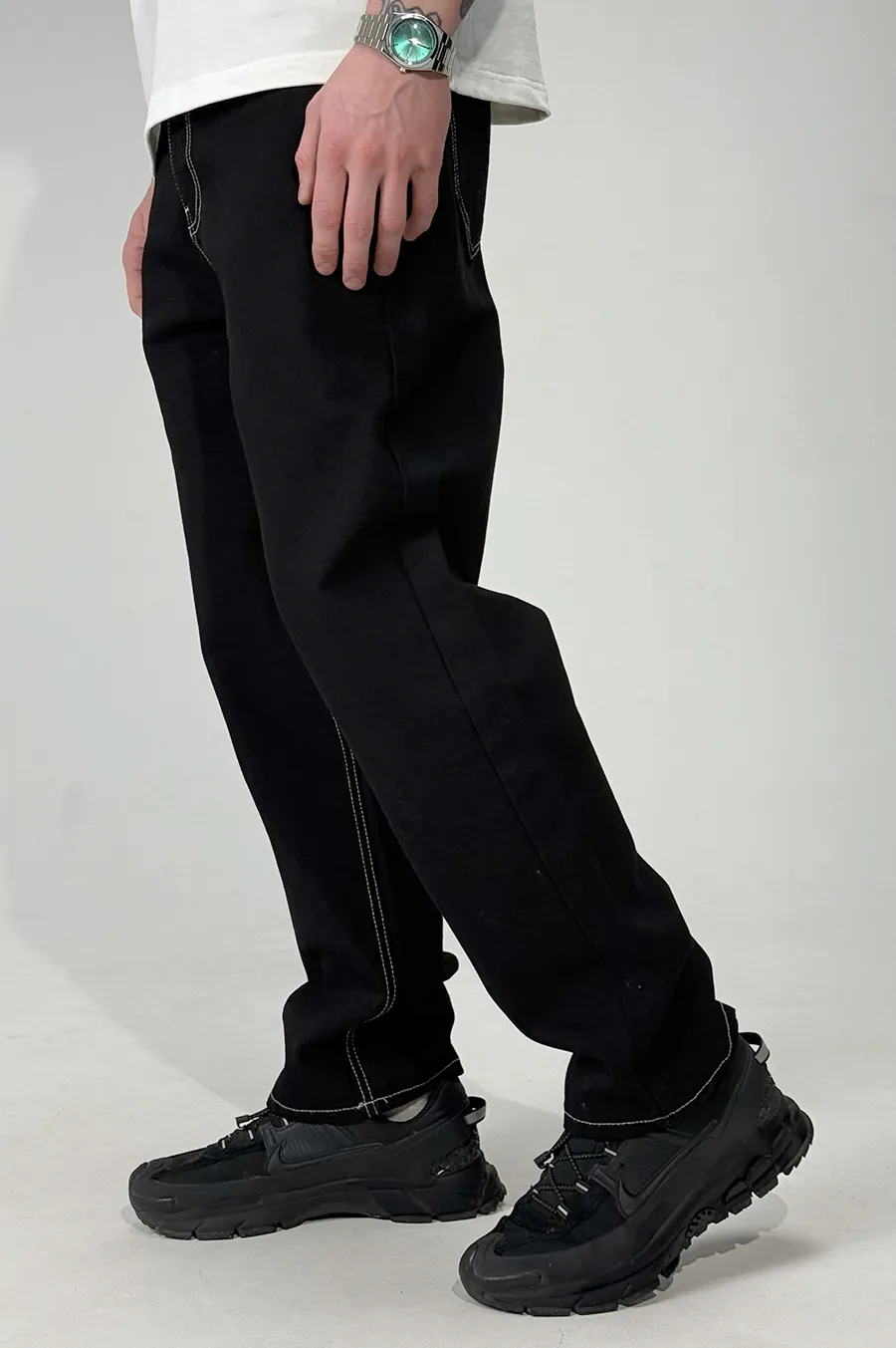 GARAGE Baggy jeans with Lego embroidery Black